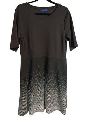 NWT Apt.9 Black & White Gradient Short-Sleeve Dress Size L Polyester/Spandex Wom